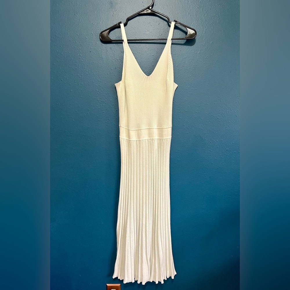 MILLY Revolve Cami Ecru Pleated Midi Dress - Medium - Picture 6 of 13